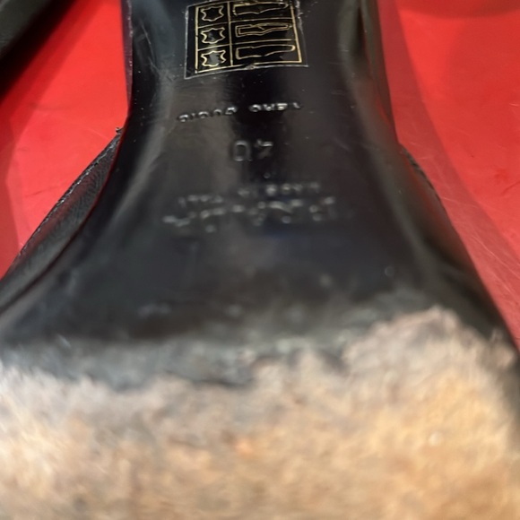 Size 40 PRADA sling back 2 1/2 inch heel - Picture 8 of 8